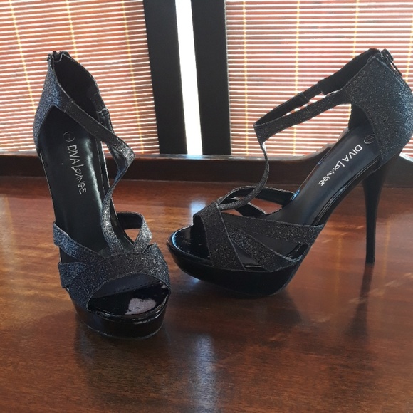 Black Glitter Platform Heels - Picture 1 of 4
